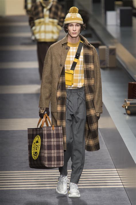 2018 fendi runway unreleased men sneakers|Fendi Fall 2018 Menswear Collection .